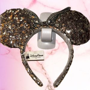 Authentic Disneyland Silver Ears w/ bow